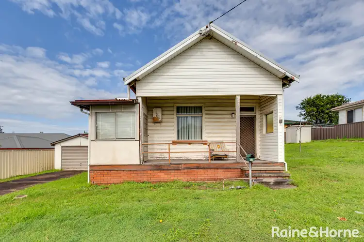 17 Charlotte Street, Wallsend NSW 2287
