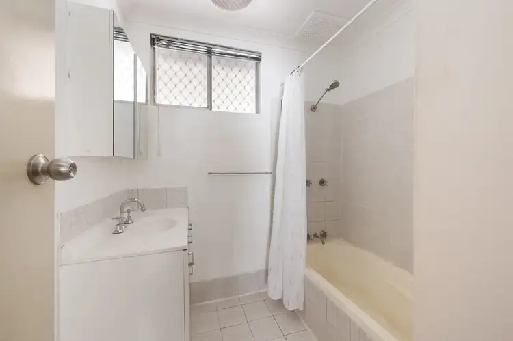 Seventh view of Homely house listing, 12 Belgravia Place, South Kalgoorlie WA 6430