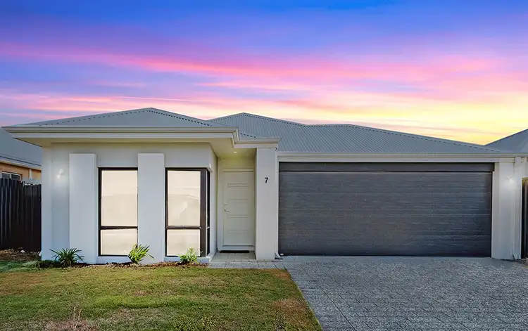 7 Starling Road, Eglinton WA 6034