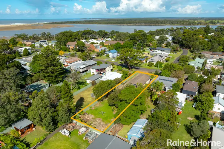 Second view of Homely house listing, 21 Renown Avenue, Shoalhaven Heads NSW 2535