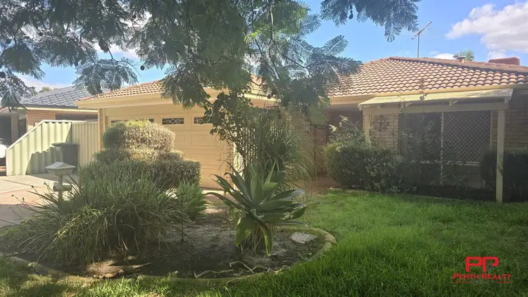 6 Parkland Trail, Canning Vale WA 6155