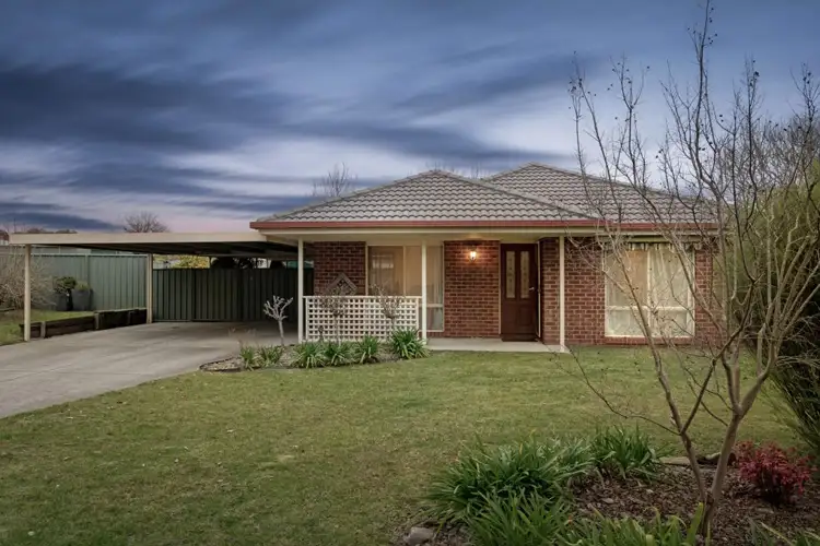 9 Quandong Road, Thurgoona NSW 2640