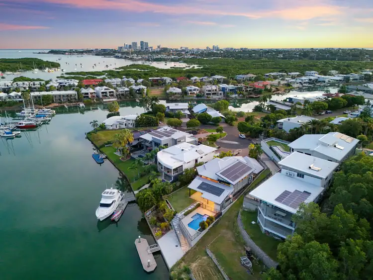 4 Castlemaine Close, Bayview NT 820