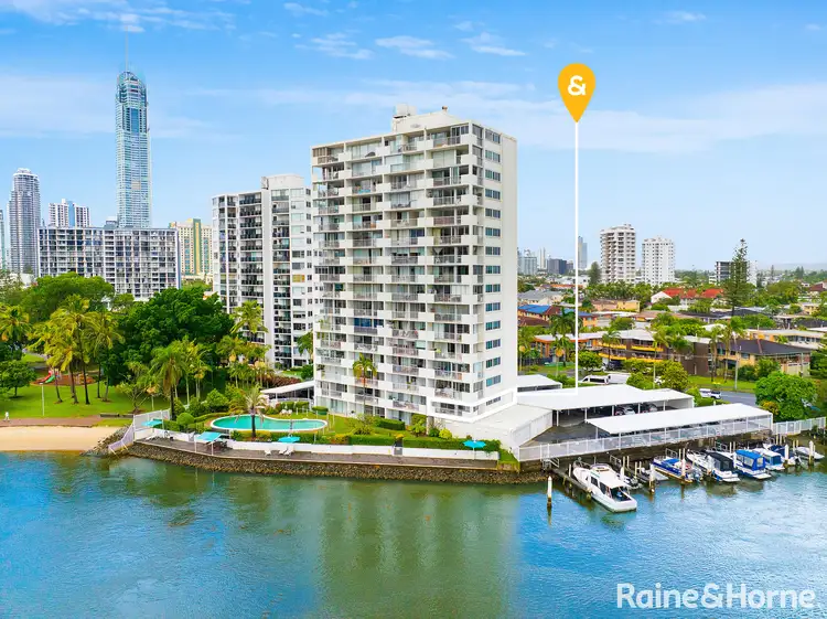 30 Watson Esplanade