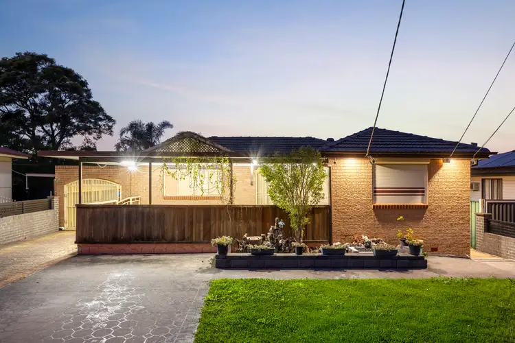 25 Kendee Street, Sadleir NSW 2168