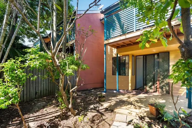 2/105 Hall Street, Alderley QLD 4051