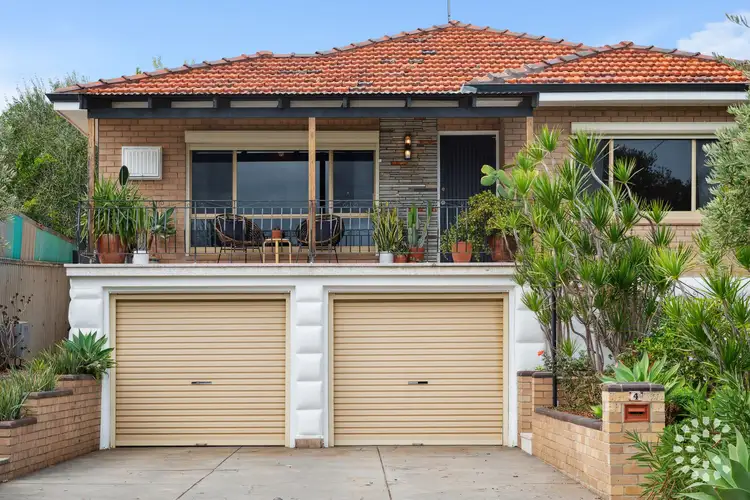 4 York Street, Beaconsfield WA 6162