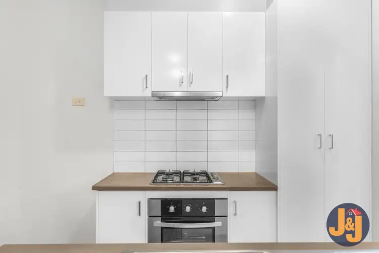 Seventh view of Homely house listing, 10 Gully Way, Craigieburn VIC 3064