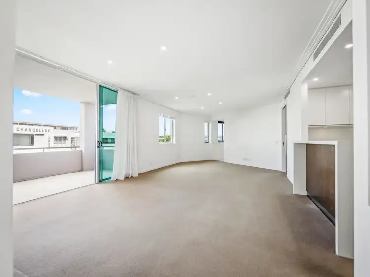 Third view of Homely unit listing, 2/226 Varsity Parade, Varsity Lakes QLD 4227