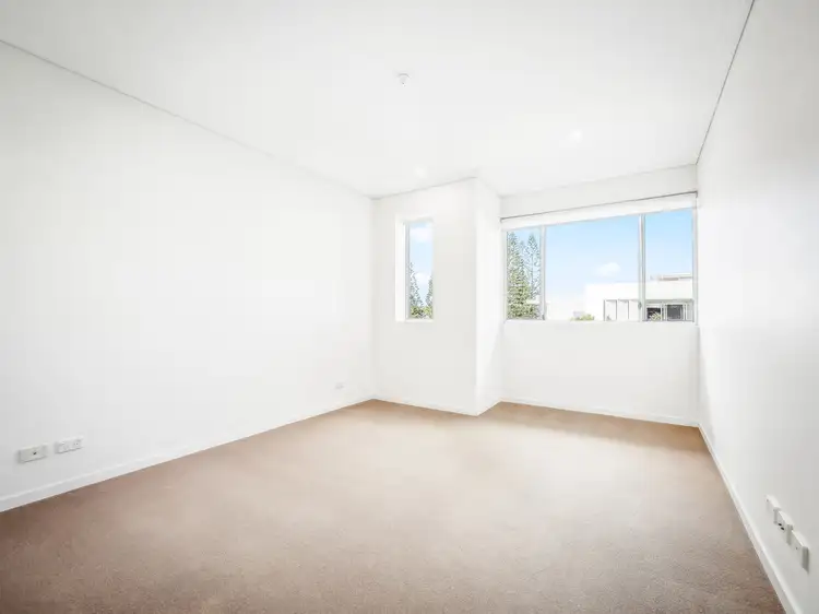 Sixth view of Homely unit listing, 2/226 Varsity Parade, Varsity Lakes QLD 4227