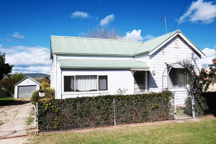 10 Auburn Vale Road, Inverell NSW 2360