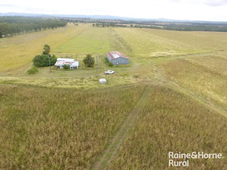 984 Ellesmere road, Ellesmere QLD 4610