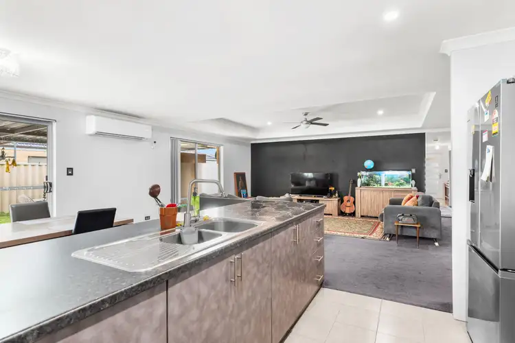Seventh view of Homely house listing, 10 Lowerhall Gardens, Southern River WA 6110