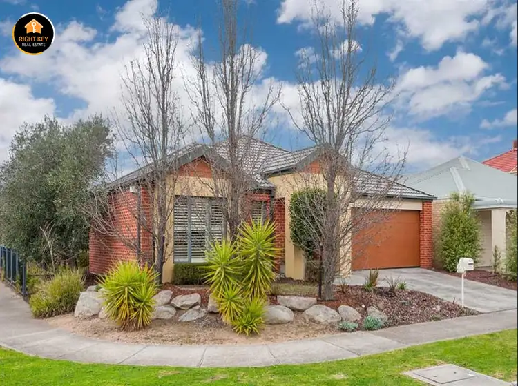 8 Parramatta Walk, Craigieburn VIC 3064