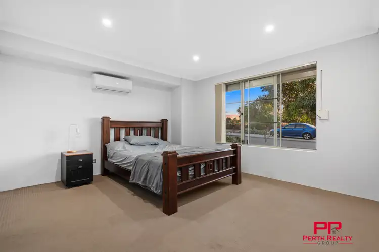 Sixth view of Homely house listing, 16 Dillwynia Bend, Banksia Grove WA 6031