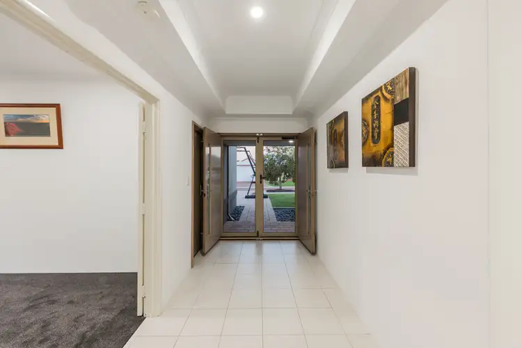 Sixth view of Homely house listing, 28 Shelduck Bend, Harrisdale WA 6112