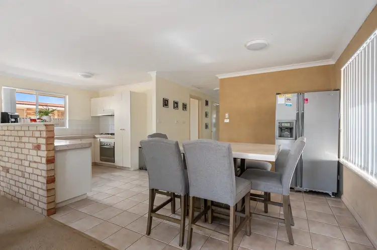 12A Tindals Crescent, Hannans WA 6430