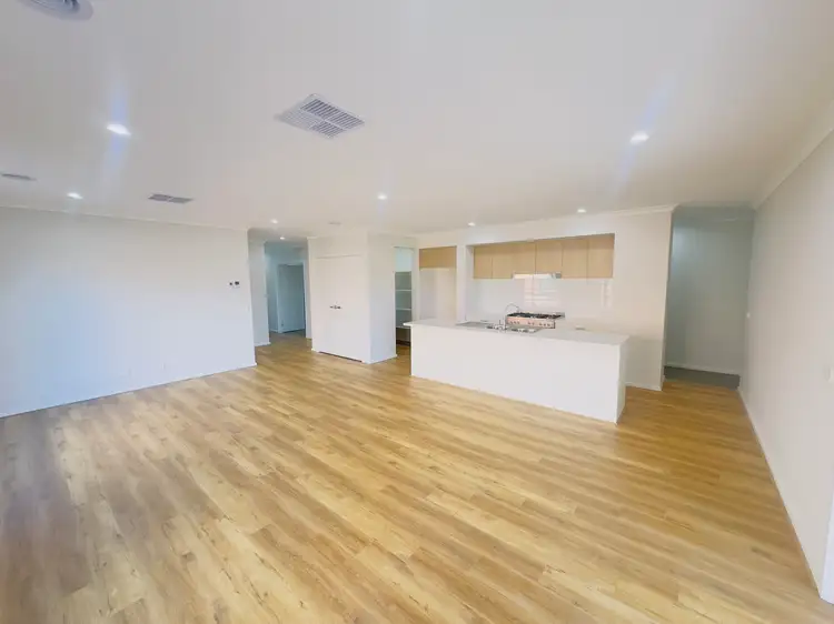 Fourth view of Homely house listing, 5 Ayre Street, Beveridge VIC 3753