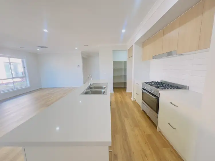 Fifth view of Homely house listing, 5 Ayre Street, Beveridge VIC 3753