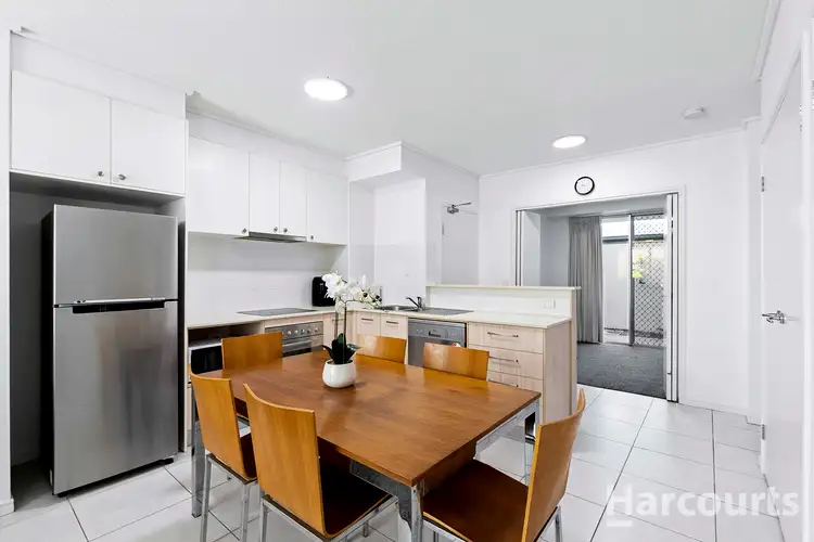 Fourth view of Homely unit listing, 39/68 Pulgul Street, Urangan QLD 4655