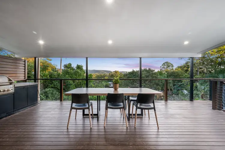 3 Pandorea Street, Everton Hills QLD 4053