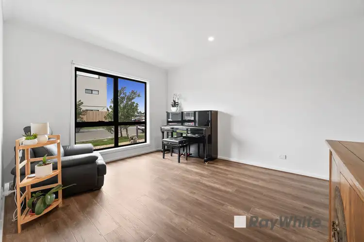 Fifth view of Homely house listing, 3 Fusion Circuit, Cranbourne West VIC 3977