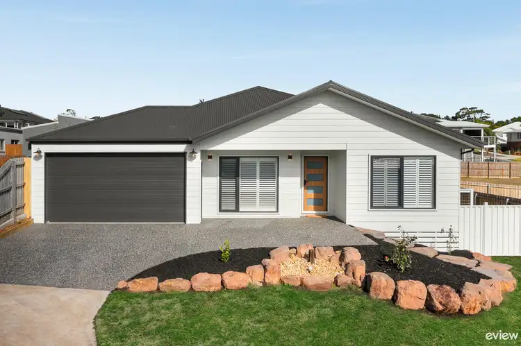 7A Elevation Crescent, San Remo VIC 3925