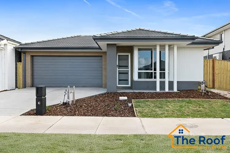54 Surround Drive, Mambourin VIC 3024