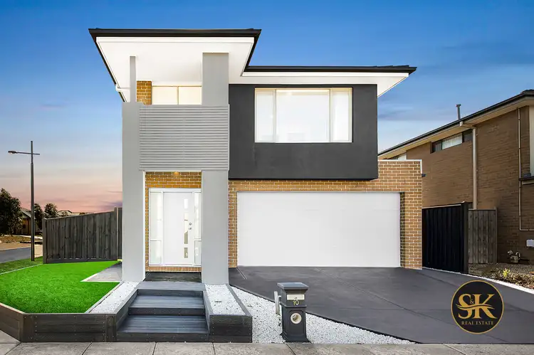 10 Grosset Way, Point Cook VIC 3030