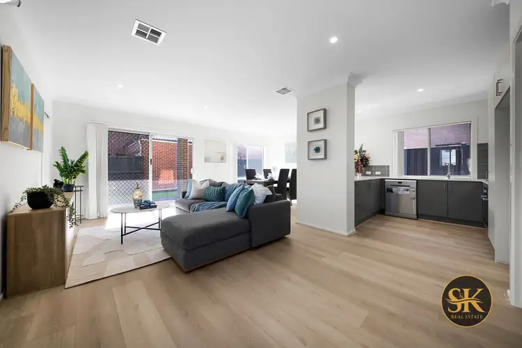 Fifth view of Homely house listing, 10 Grosset Way, Point Cook VIC 3030