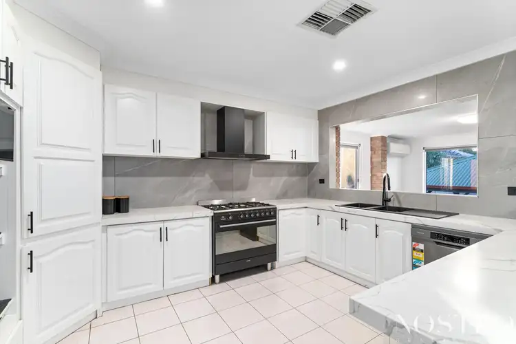 Second view of Homely house listing, 3 Tamara Court, Thomastown VIC 3074