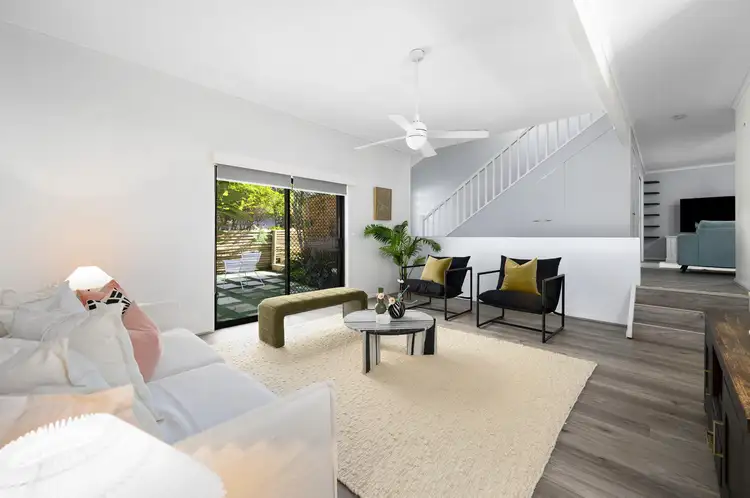 319 Ashmore Road, Benowa QLD 4217