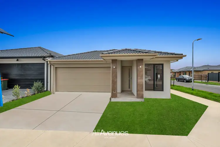 5 Amadeus Street, Clyde VIC 3978