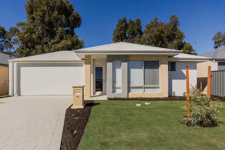 16 Flannigan Approach, Champion Lakes WA 6111