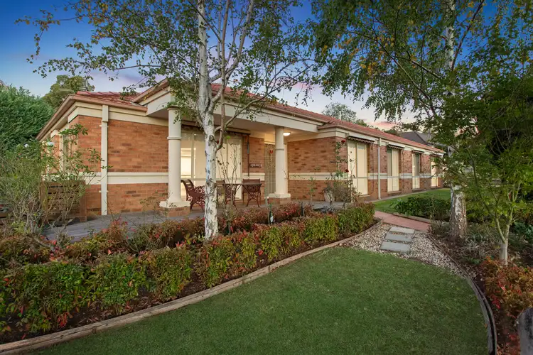 2 Jackson Drive, Drouin VIC 3818