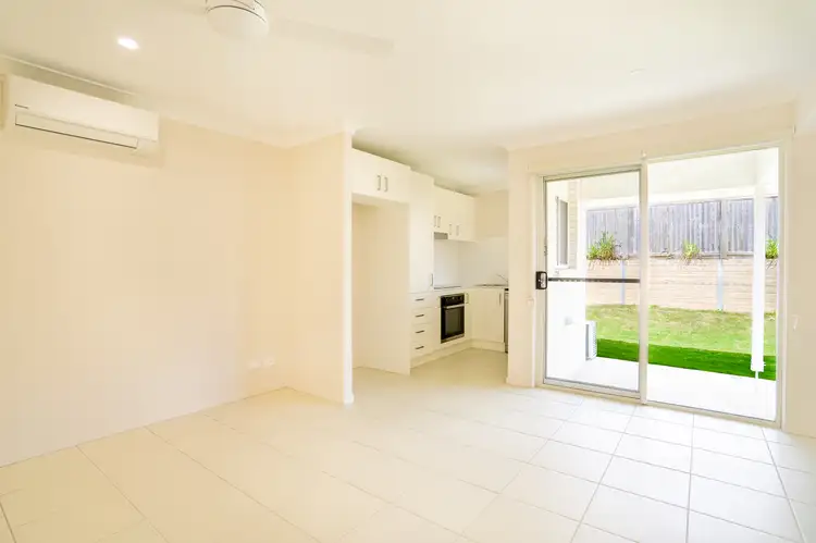 49B Eileen Ct, Logan Reserve QLD 4133