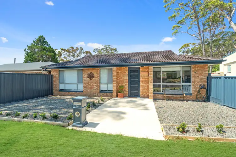 16 Woodhill Street, Old Erowal Bay NSW 2540