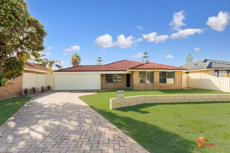 17 Silvertop Circle, Warnbro WA 6169