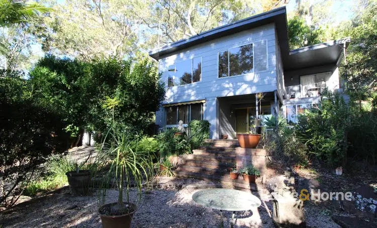 8 Crystal Avenue, Pearl Beach NSW 2256