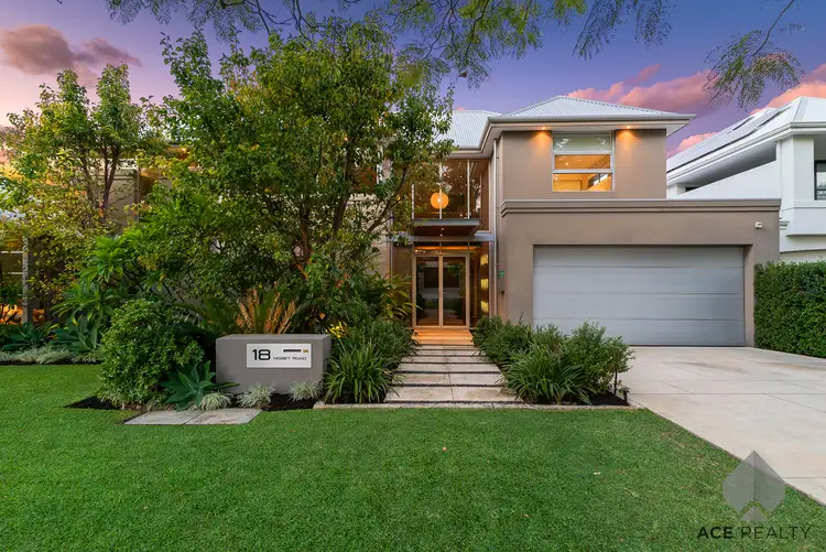 18 Nisbet Road, Applecross WA 6153