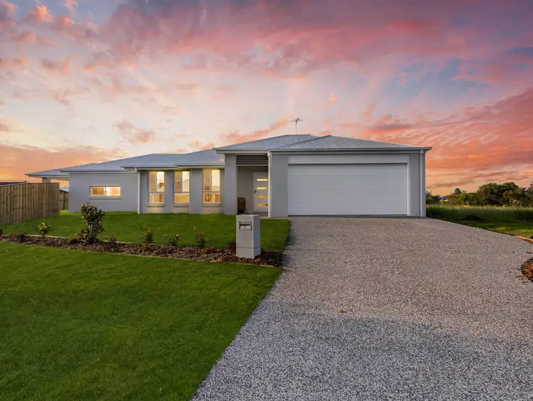 12 Pennant Drive, Point Vernon QLD 4655