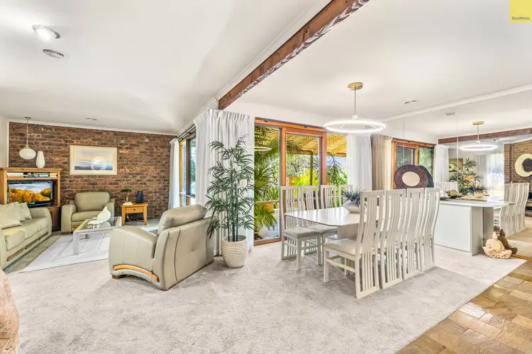 6 Amstel Close, Darley VIC 3340