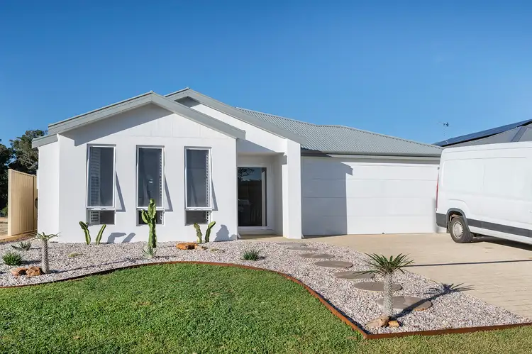 5 Quaker Road, Dunsborough WA 6281