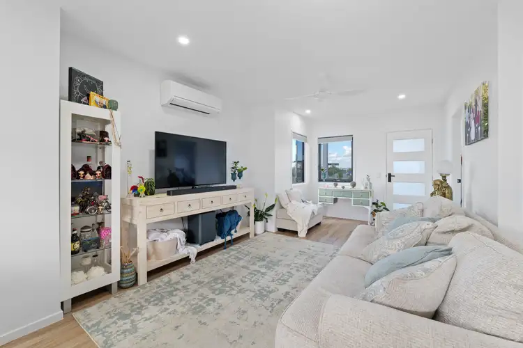 Seventh view of Homely house listing, 2 Gabbie Crescent, Nirimba QLD 4551