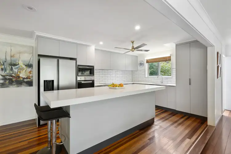 2 Seabrook Avenue, Port Douglas QLD 4877