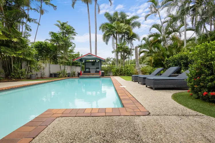 2 Seabrook Avenue, Port Douglas QLD 4877