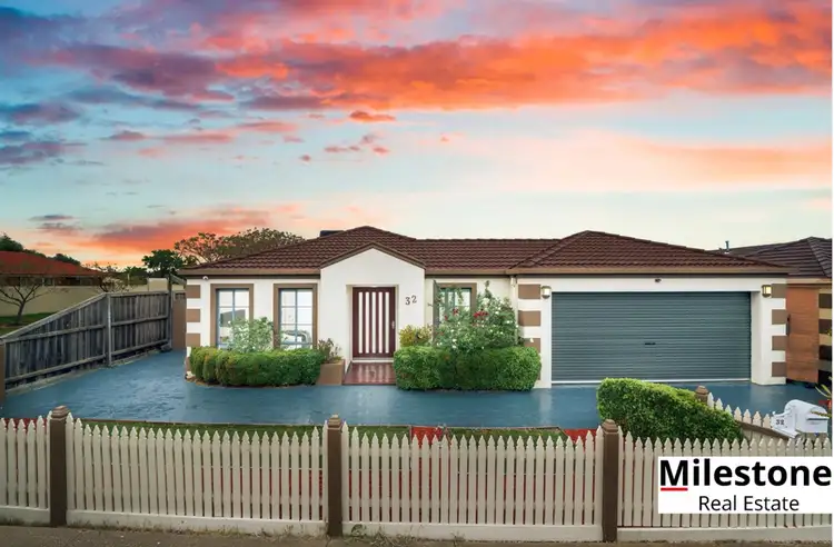 32 Ashton Crescent