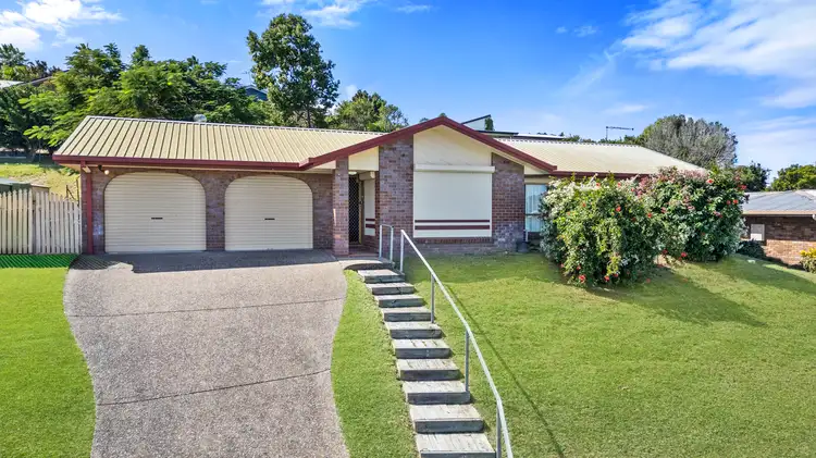 10 Leeds Avenue, Kawana QLD 4701