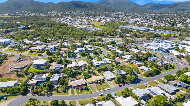 Sixth view of Homely house listing, 10 Leeds Avenue, Kawana QLD 4701