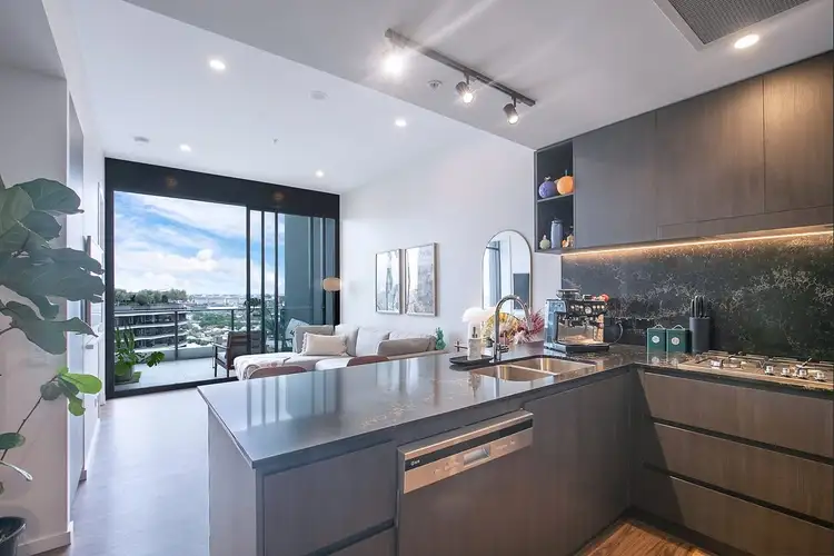 2004/14 Trafalgar Street, Woolloongabba QLD 4102